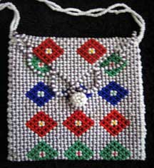 African Zulu Hand Beaded Mini Purse (p6)