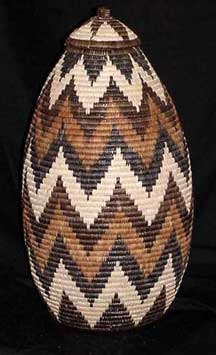 Museum Quality African Zulu Art Basket (403a23)
