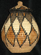 Handmade African Zulu Herb Basket - Outlined Diamond