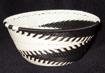Small African Zulu Telephone Wire Basket/Bowl - Black White