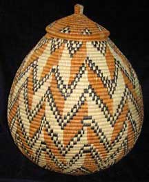 Museum Quality African Zulu Art Basket (506u5)