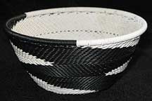 Small African Zulu Telephone Wire Basket/Bowl - Simply Black/White